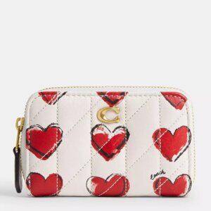 NWT - COACH Essential Small Zip Around Card Case With Quilting And Heart Print